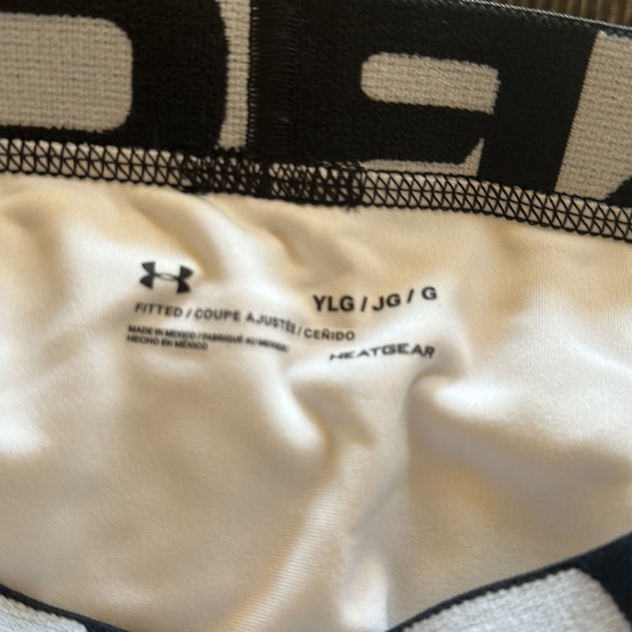 Boys yl tights 3/4 length - Picture 3 of 6